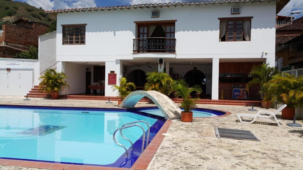 Hotel Tamarindo Resort ソペトラン エクステリア 写真
